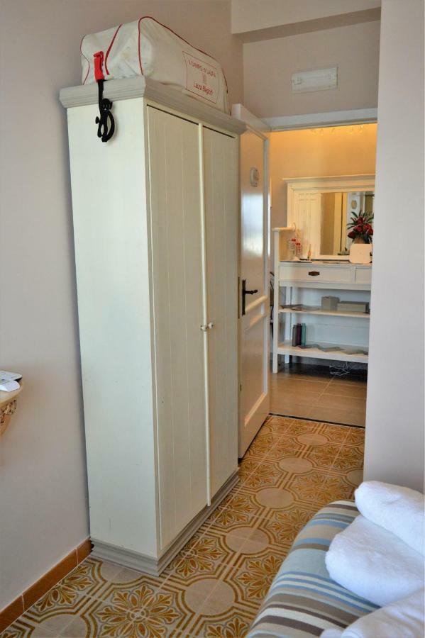 B&B Al Golfo Salerno Zewnętrze zdjęcie